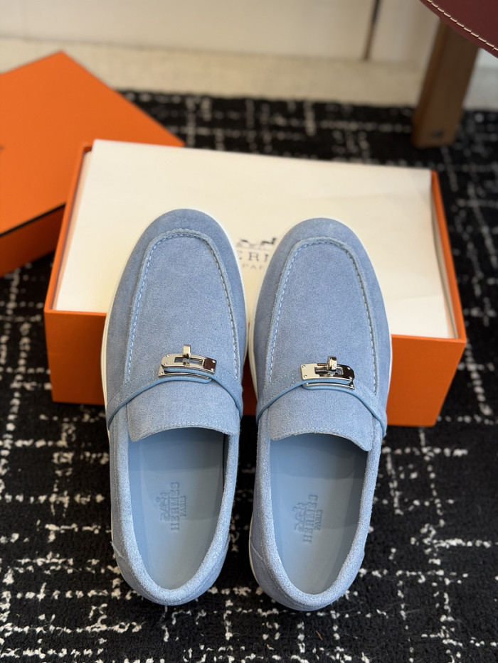 HER SHOES HM-56