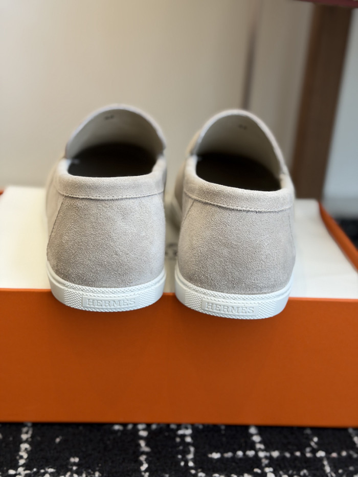 HER SHOES HM-59