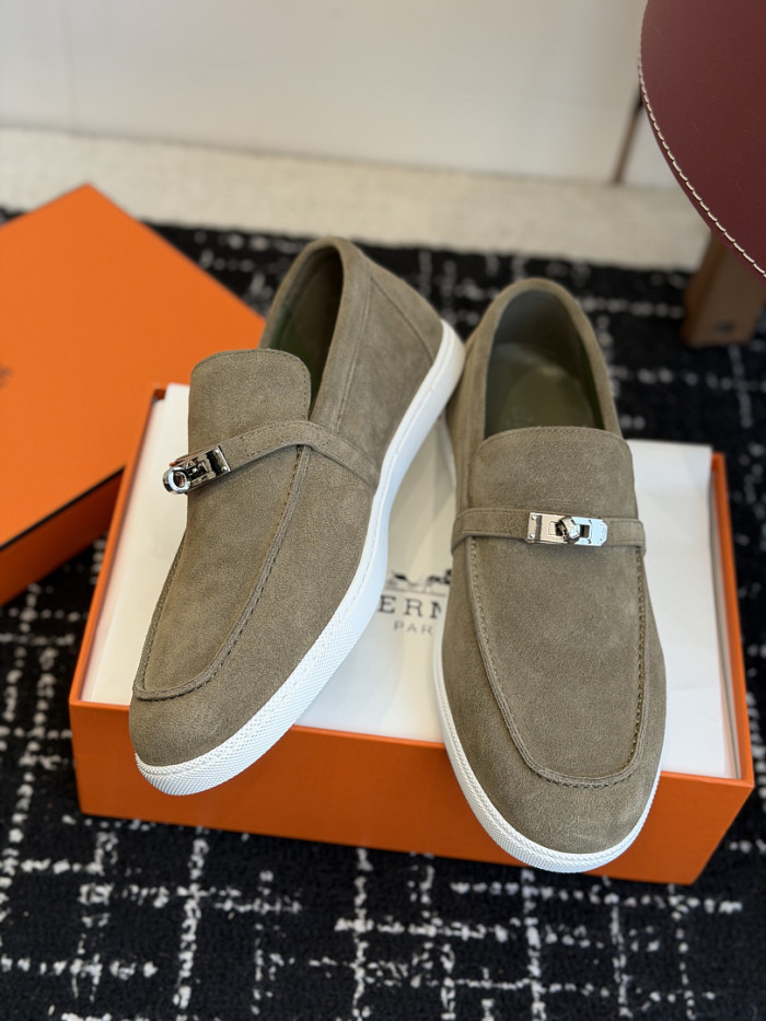 HER SHOES HM-60