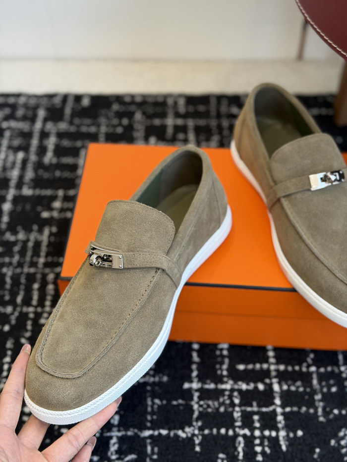 HER SHOES HM-60