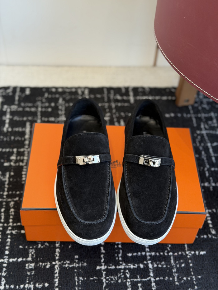 HER SHOES HM-61