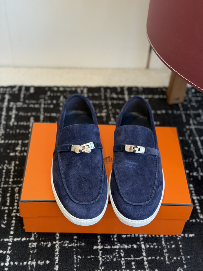 HER SHOES HM-62