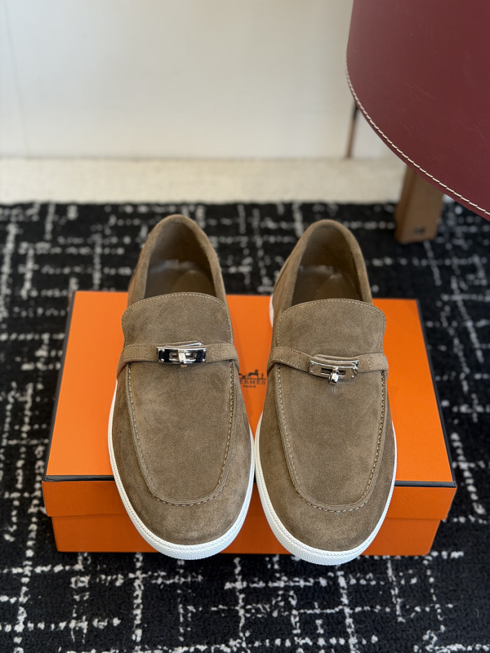 HER SHOES HM-63