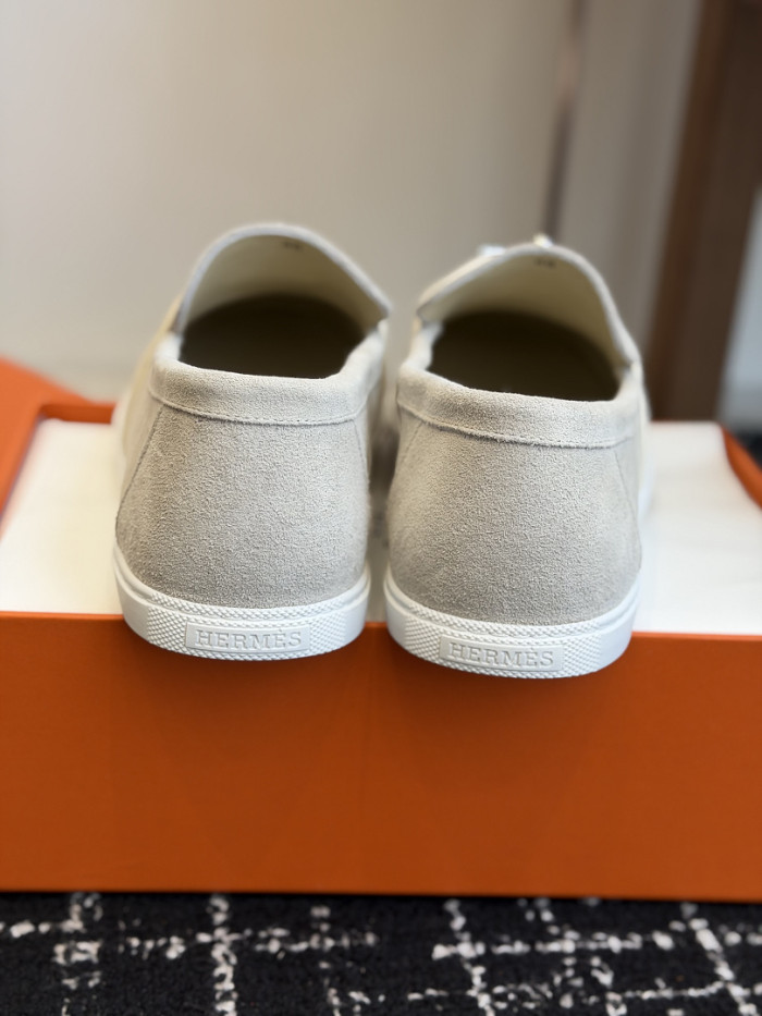 HER SHOES HM-65