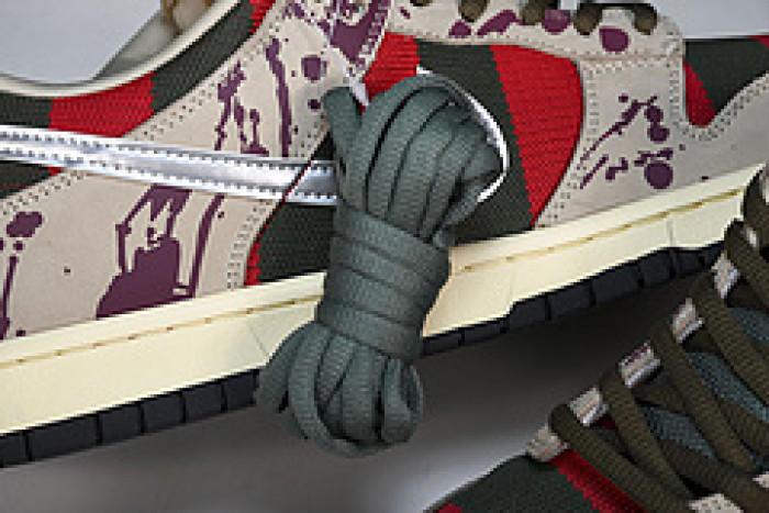 nike sb dunk low freddy krueger 313170-202