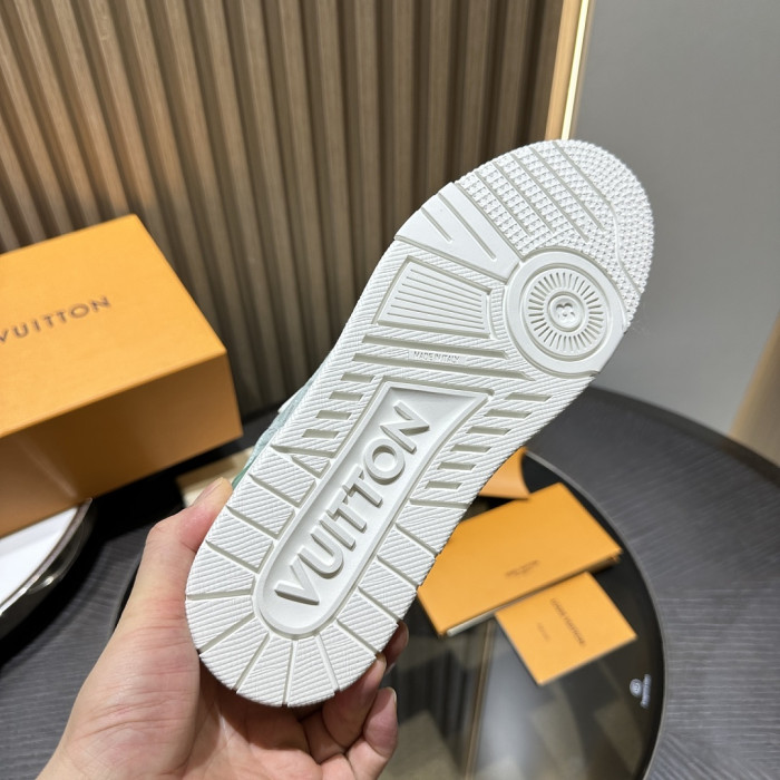 LOVT SNEAKER lv-682