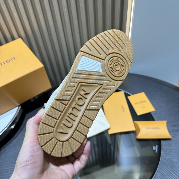 LOVT SNEAKER lv-698