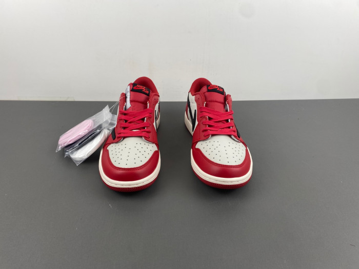 Travis Scott x Air Jordan 1 DZ4137-7001