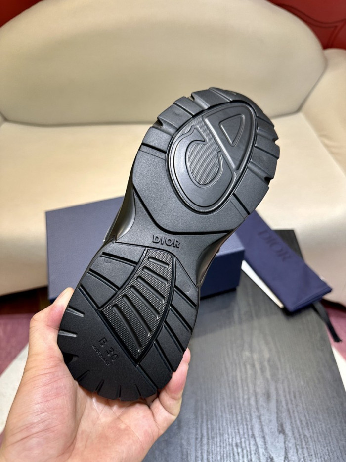DR B30 TRAINER SNEAKER