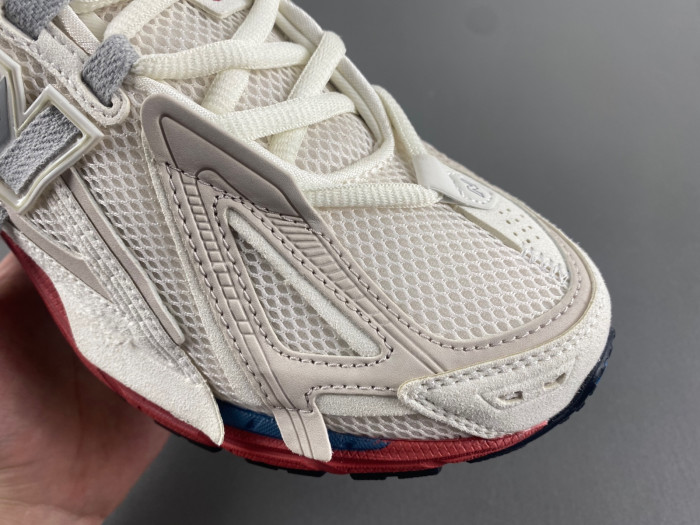 New Balance 1906A M1906AB