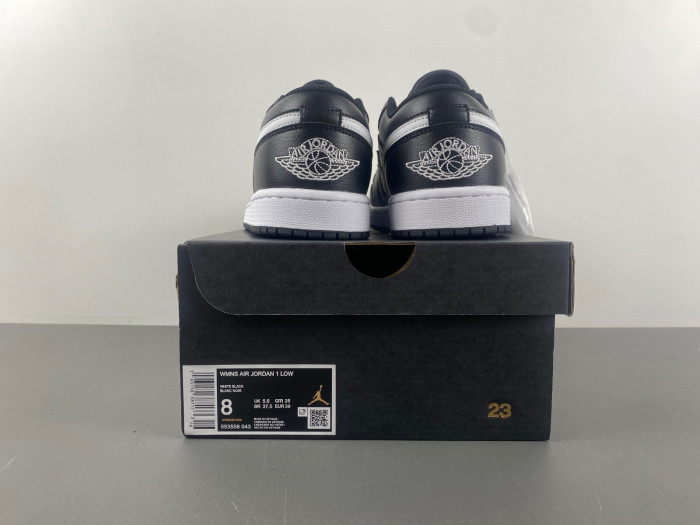 AIR JORDAN 1 Low 553558-043