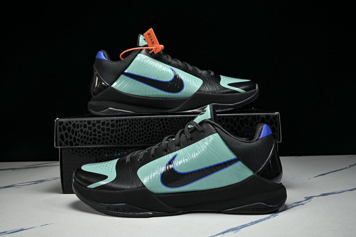 Nike Kobe 5 Skills Academy IH0274-300