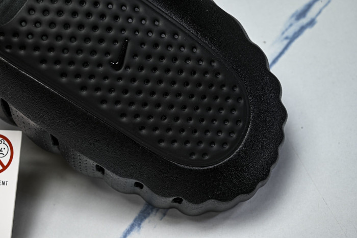 Nike Mind 001 Slide Triple Black HQ4307-005 (RUN SMALL,PLS 1 SIZE UP)