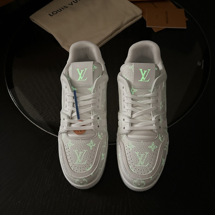 LOVT SNEAKER lv-726