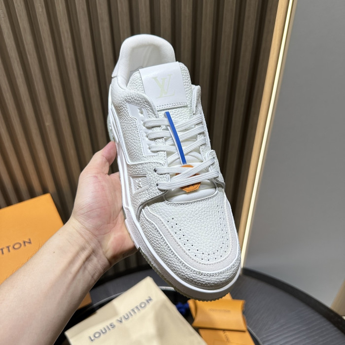 LOVT SNEAKER lv-726
