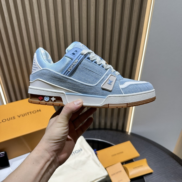 LOVT SNEAKER lv-743