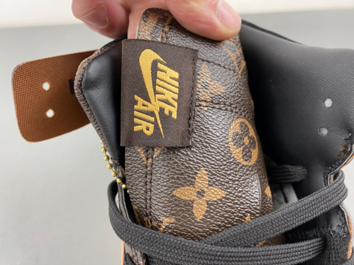 LVT X AIR JORDAN 1 CUSTOMS MENS - AQ0818-20211