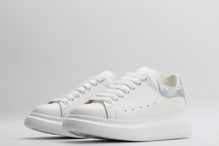 alex mcqu sneakers