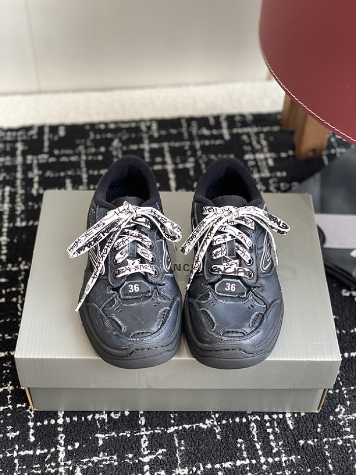 BL Hamptons Worn-Out BHW-4