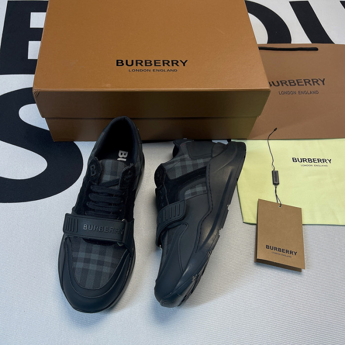 BUBERY SNEAKER