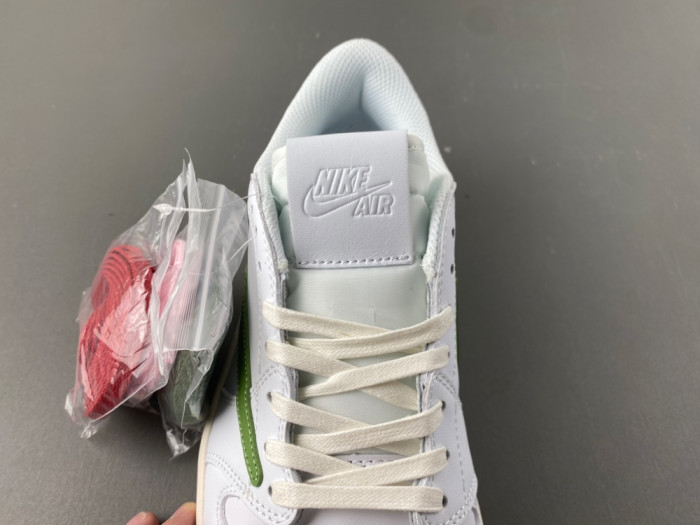 Travis Scott x Air Jordan 1 Low OG DM7866-956