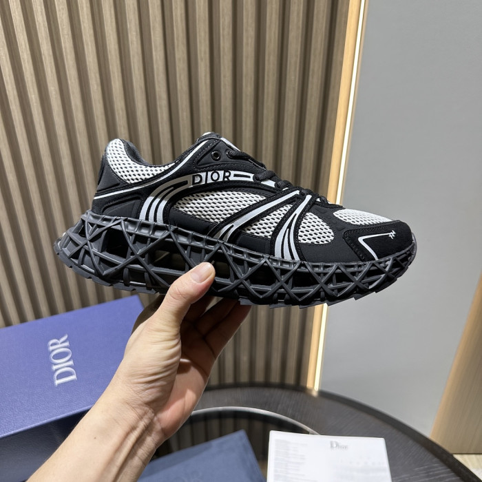 DR B35 LOW-TOP SNEAKERS DR-302