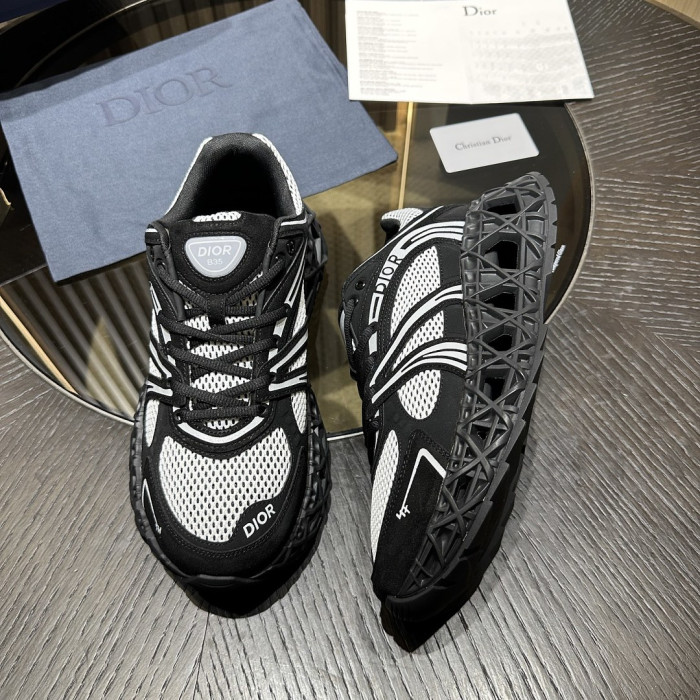 DR B35 LOW-TOP SNEAKERS DR-302