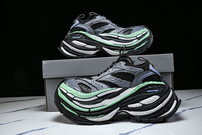 Ba1en*iaga Platform Reduced Dark Gray WPLTF 0312