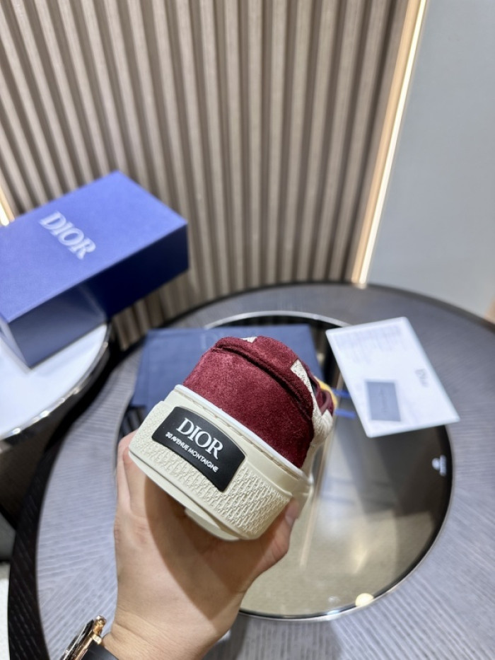 DR B33 LOW-TOP SNEAKERS DR-131