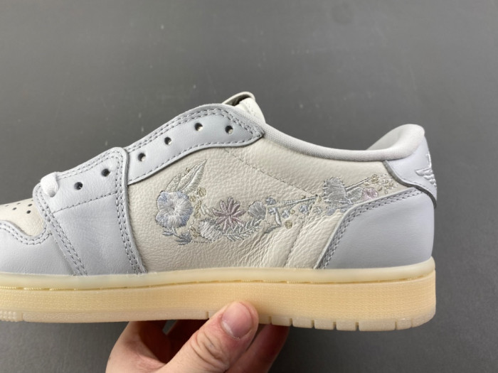 Air Jordan 1 IF4391-100