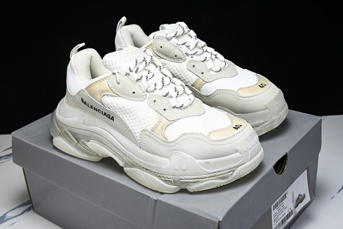 BL TRIPLE S TRAINERS SNEAKERS W09E1-9000