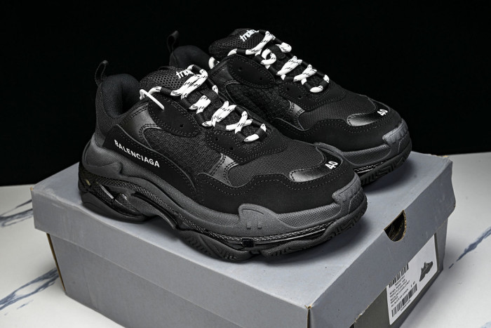 BL TRIPLE S TRAINERS SNEAKERS W2FB1-1000