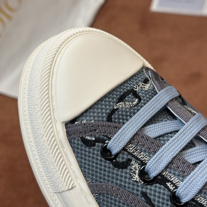 DR LOW-TOP SNEAKERS DR-253