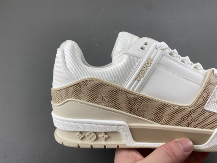LOVT SNEAKER lv-623