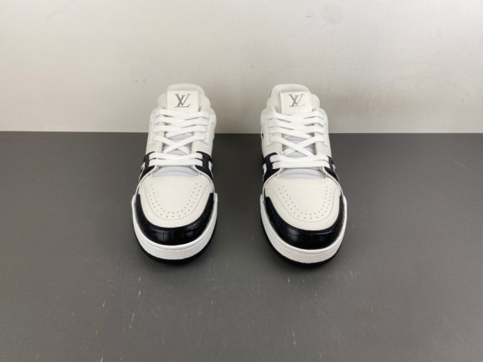 LOVT SNEAKER lv-624