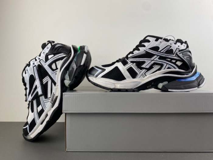 (LED) BL RUNNER SNEAKERS W3RB2 9010