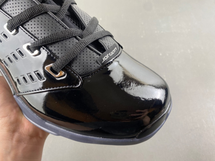 Air Jordan 17 Low "Black Patent" IV7640-001