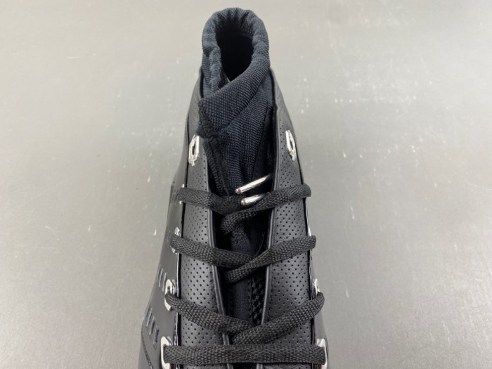 Air Jordan 17 Low "Black Patent" IV7640-001