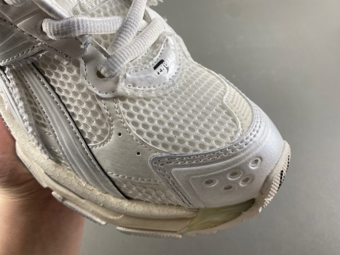 (LED) BL RUNNER SNEAKERS WRNLD 0102