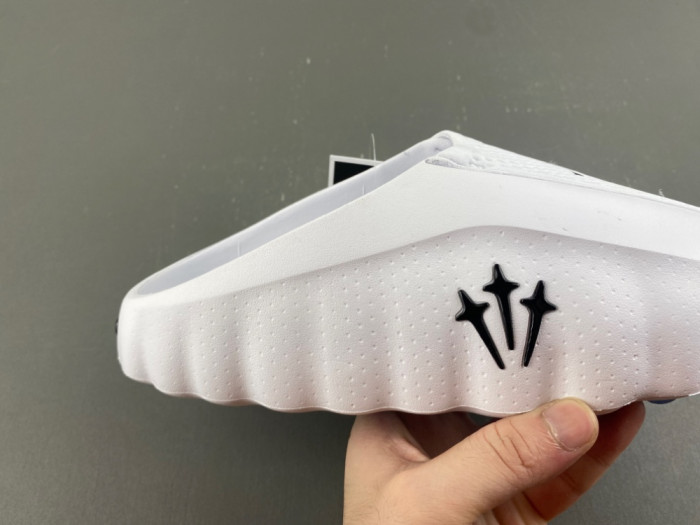 Nike Mind 001 HQ4307-102 (RUN SMALL,PLS 1 SIZE UP)